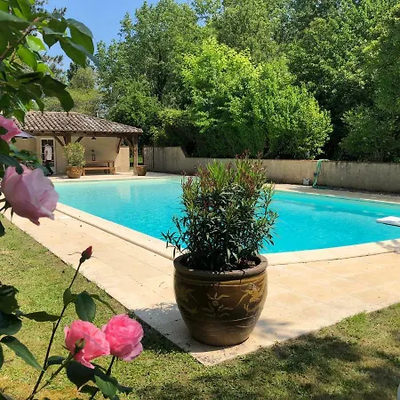 The Au Domaine Des Monges Saint-Seurin-de-Prats