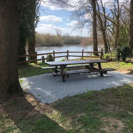 بيت للعطل The Au Domaine Des Monges Saint-Seurin-de-Prats
